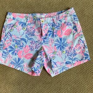 Lilly Pulitzer Pink Elephant Splash Callahan Shorts size 12